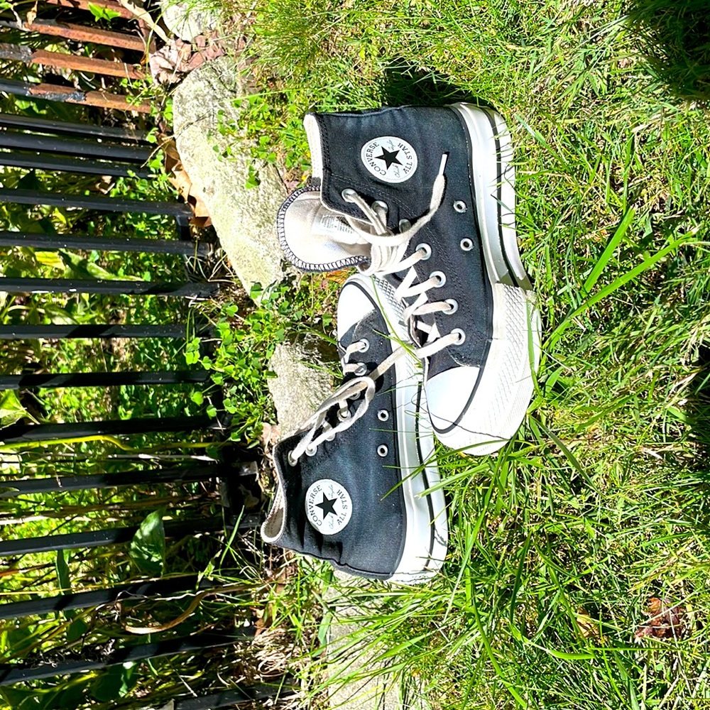 Chuck Taylor converse black